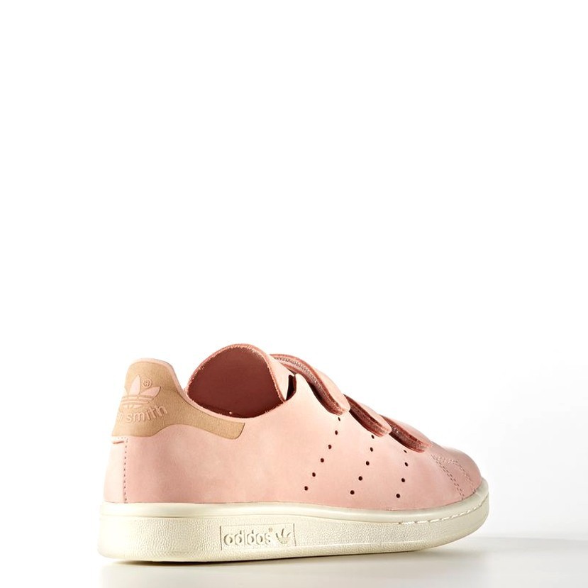 stan smith blanche femme scratch